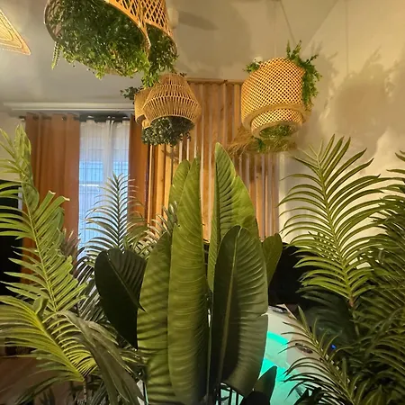 דירה L'oasis Angevine - Balneo, Sauna, Cinema & Parking *