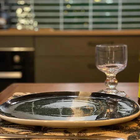 L'oasis Angevine - Balneo, Sauna, Cinema & Parking Apartamento *