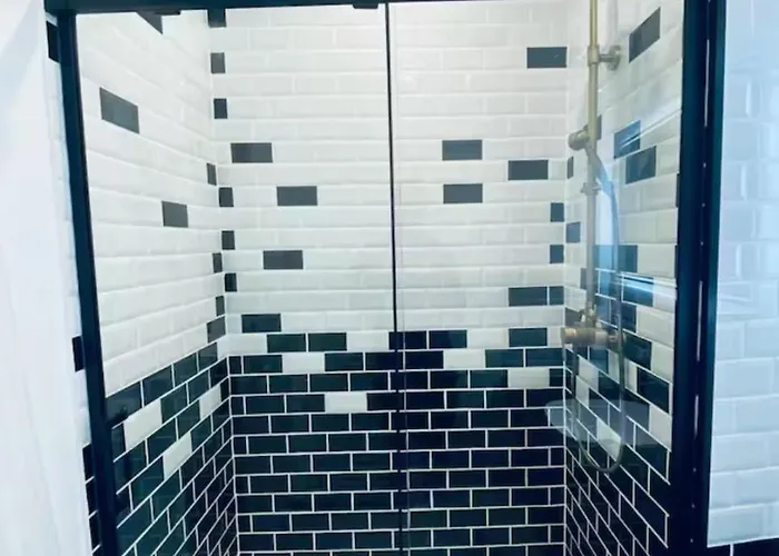 L'oasis Angevine - Balneo, Sauna, Cinema & Parking Apartment Angers