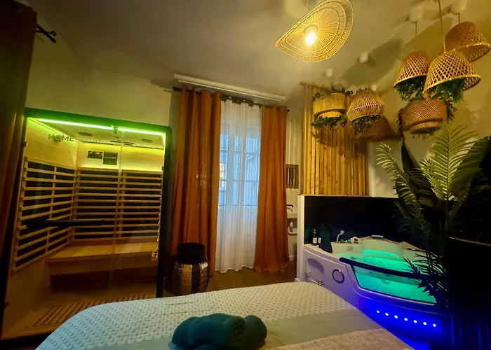 아파트 L'oasis Angevine - Balneo, Sauna, Cinema & Parking