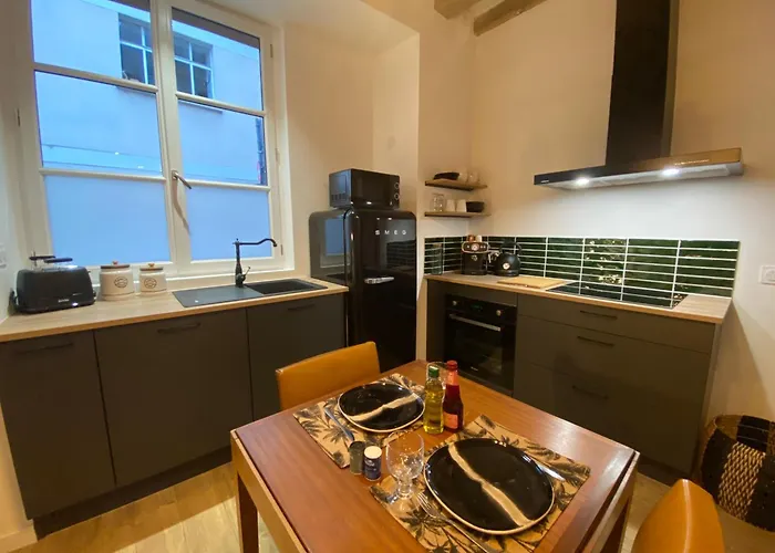 L'oasis Angevine - Balneo, Sauna, Cinema & Parking *