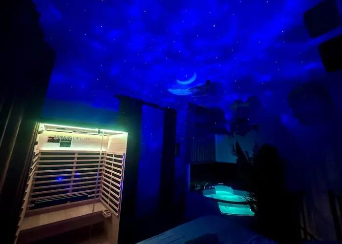 L'oasis Angevine - Balneo, Sauna, Cinema & Parking 아파트